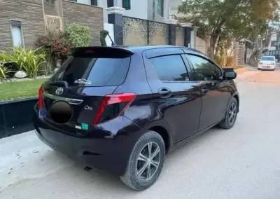 Toyota Vitz 1.0 Jewela For Sale in Gulshan-e-Iqbal | KarachiAds - photo 5