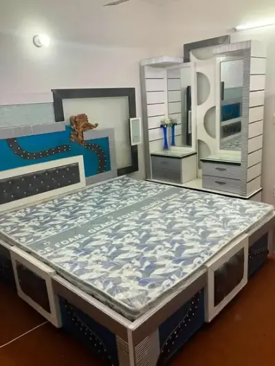 luxury bedroom set available For Sale in Gulshan-e-Iqbal | Karachi Ads - photo 3