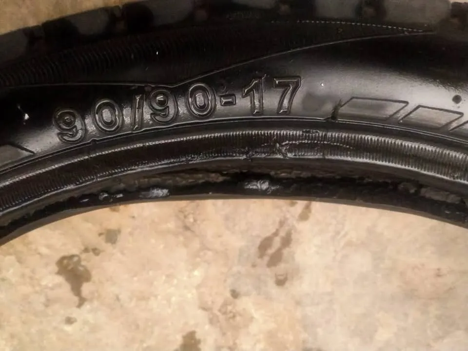 125 tyre For Sale in Gulistan-e-Jauhar | Karachi Ads - photo 1