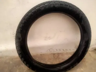 125 tyre For Sale in Gulistan-e-Jauhar | Karachi Ads - photo 3