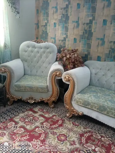 5 seater sofas...velvet fabric - photo 3