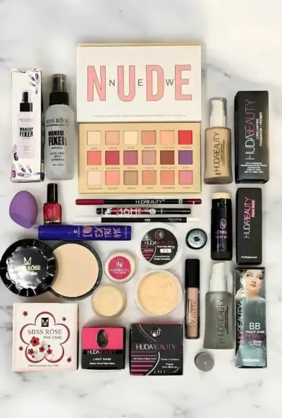 15 in 1 makeup deal with Free dilvery - photo 2