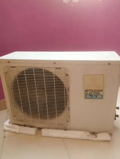 1.5 ton AC of MITSUBISHI SLIM For Sale in Gulshan-e-Iqbal, Karachi - photo 2