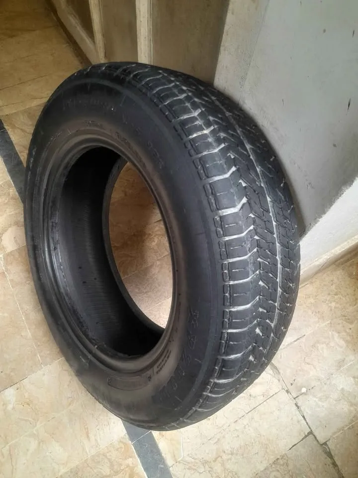175/ 70/ 14 tyre used For Sale in Gulistan-e-Jauhar | Karachi Ads - photo 3