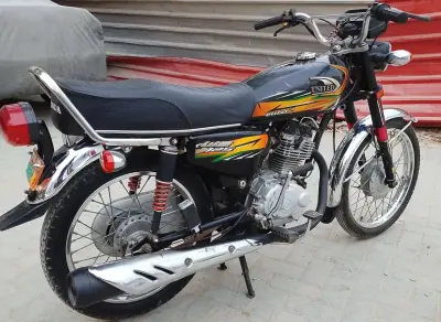United 125 For Sale in Gulistan-e-Jauhar | Karachi Ads