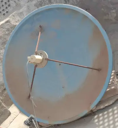 2 dish and 1 Receiver For Sale in New Karachi, Karachi