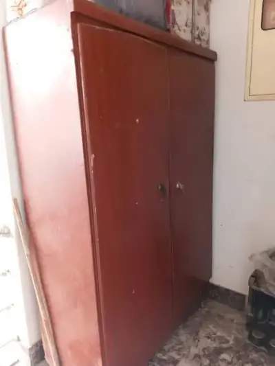 2 door wooden cupboard Good quality wood