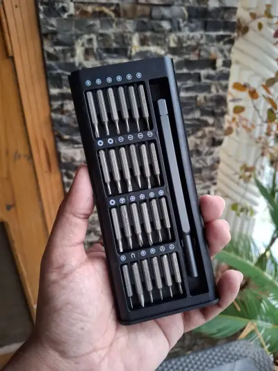 24 in 1 Tool kit - photo 2