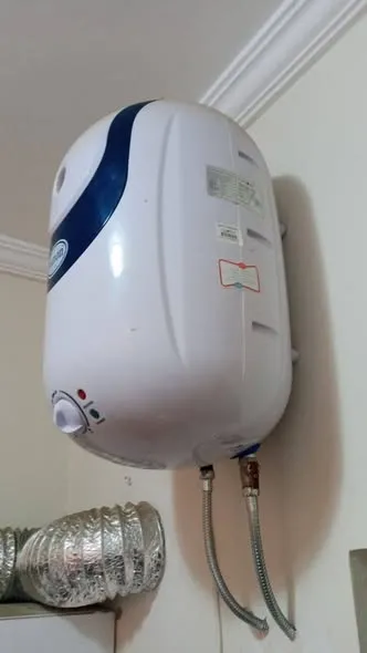 25L Electric Water Geyser – Fast Heating & Energy Efficient For Sale in Bahria Town Karachi, Karachi - photo 2