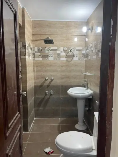 3 Bed DD Sea-Facing Flat For Sale in Clifton Block 2 | Karachi Ads