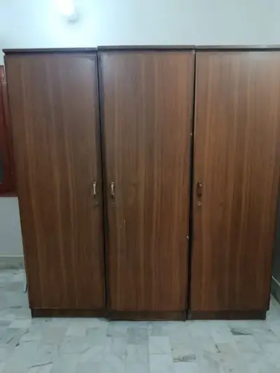 3 door wooden Cupboard For sale - photo 2