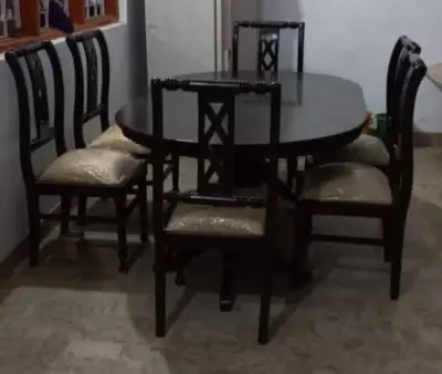 wooden chairs newly polished condition For Sale in Nazimabad | KarachiAds