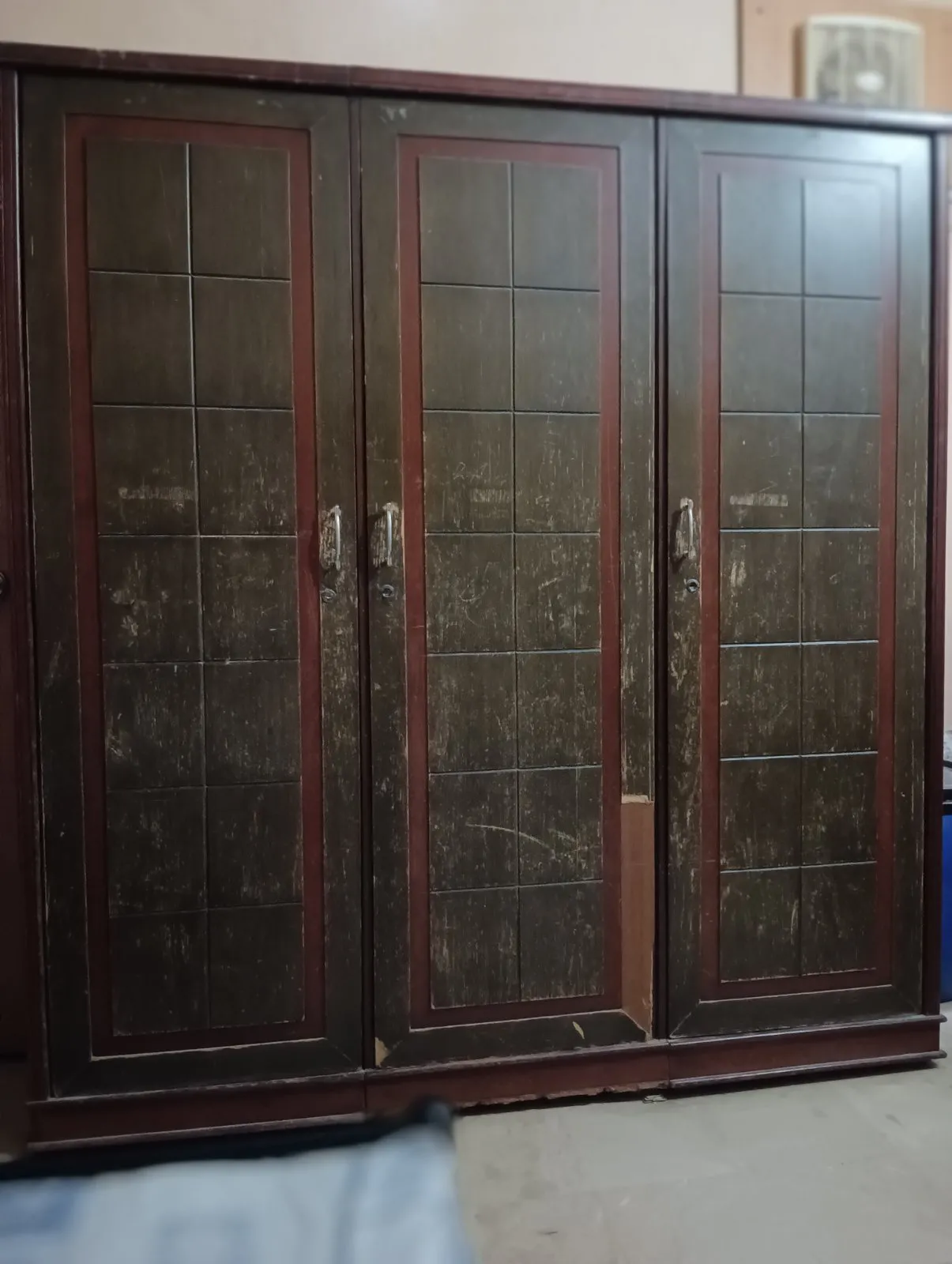 3Door wardrobe - photo 1
