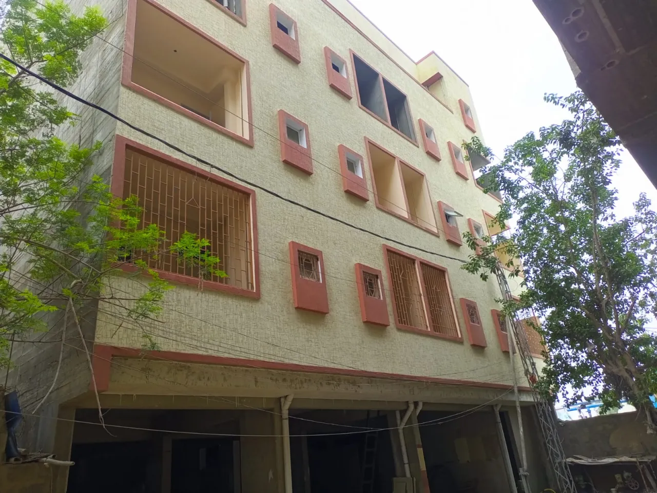 3rd 4th and 5th floor available  For Sale in Scheme 33 | Karachi Ads - photo 8