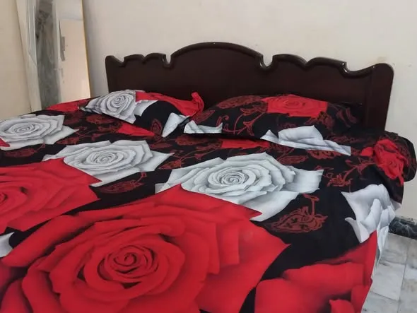 Premium Pure Sheesham Wood Bed Set π₯ For Sale in Scheme 33 | Karachi Ads - photo 3
