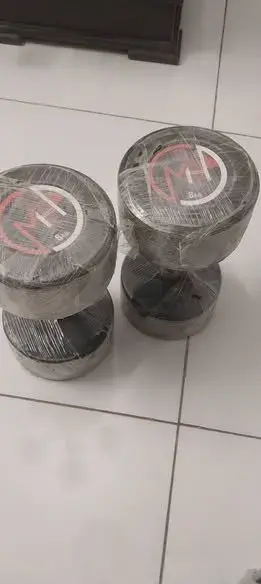 6kg and 8kg dumbell pair available