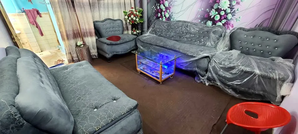 7 seater sofa set. Brand New condition. For Sale in Gulshan-e-Maymar | Karachi Ads - photo 5