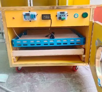 70 to 80 eggs automatic incubator For Sale in Gulistan-e-Jauhar | Karachi Ads