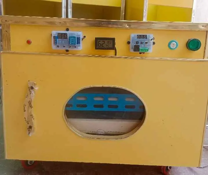 70 to 80 eggs automatic incubator For Sale in Gulistan-e-Jauhar | Karachi Ads - photo 2