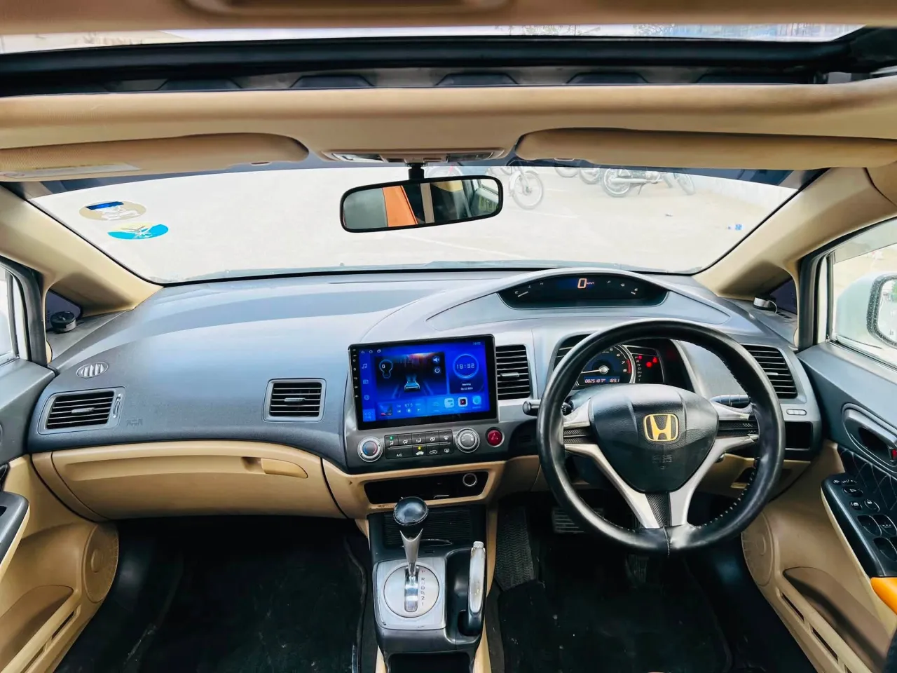 Honda Civic Reborn VTi Automatic Sunroof 2010 For Sale in Gulistan-e-Johar, Karachi - photo 2