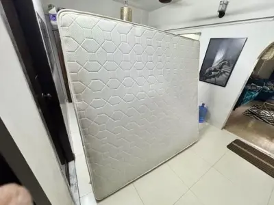 8 inches thickness  King size spring mattress - photo 2