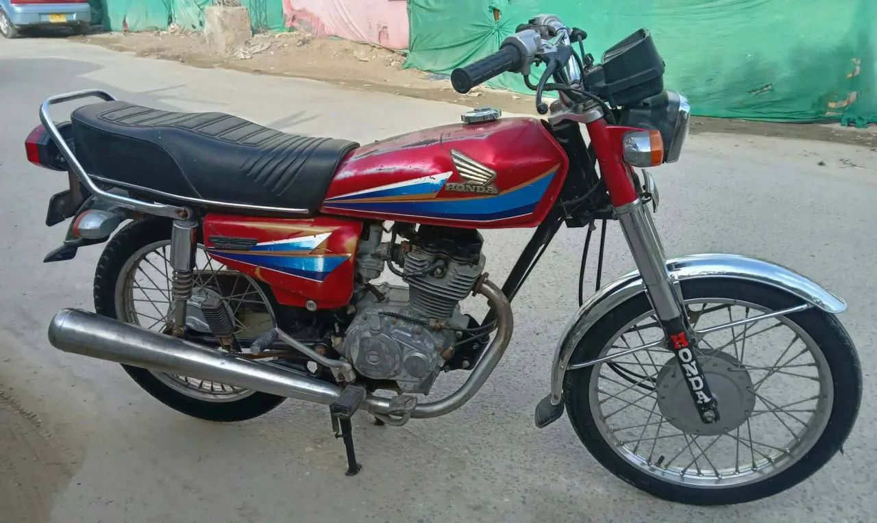 Honda Cg For Sale in Gulistan-e-Jauhar Block 12 | Karachi Ads - photo 4