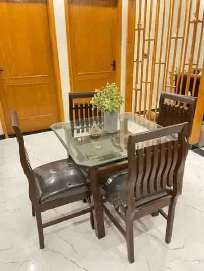 4 seater wooden Dining Table - photo 3