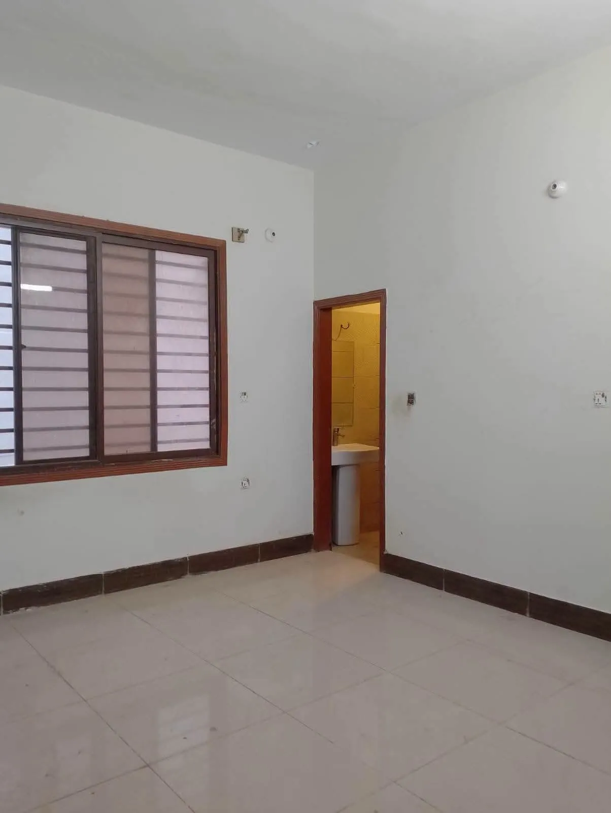 3 Bed DD Portion for Rent For Rent in Gulistan-e-Johar | KarachiAds - photo 4