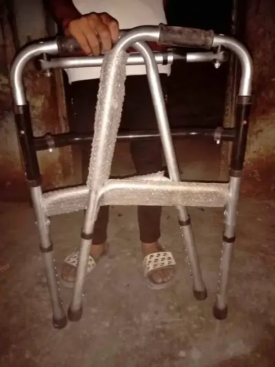 Adult walker