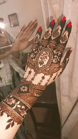 Aim's_Henna ✨ Professional Henna Services in Karachi - photo 2