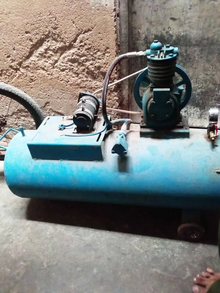 Air compressor - photo 3