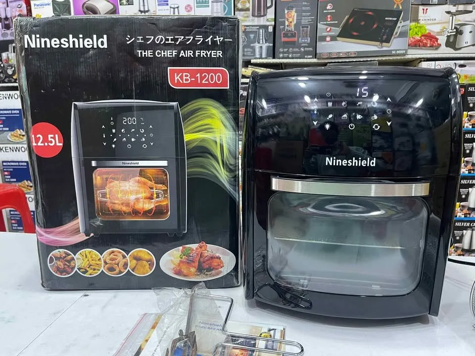 Air Fryer with Oven 12.5 Liter Jumbo Original Imported Lott Item Box Pack for Sale in Korangi, Karachi - photo 2