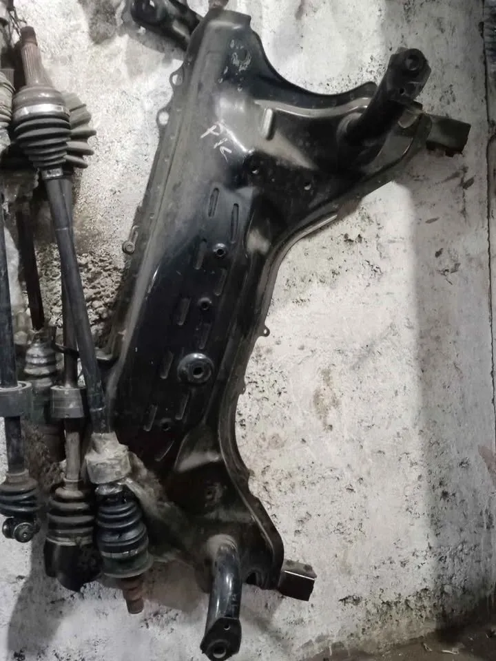 All kind of cars suspension qaabli parts available and works At Shan Autos For Sale in Gulistan-e-Jauhar | Karachi Ads - photo 1