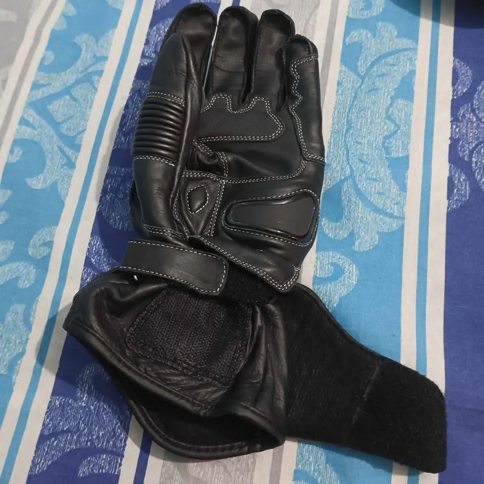 Alpinestars riding safety gloves For Sale in North Karachi | Karachi Ads - photo 3
