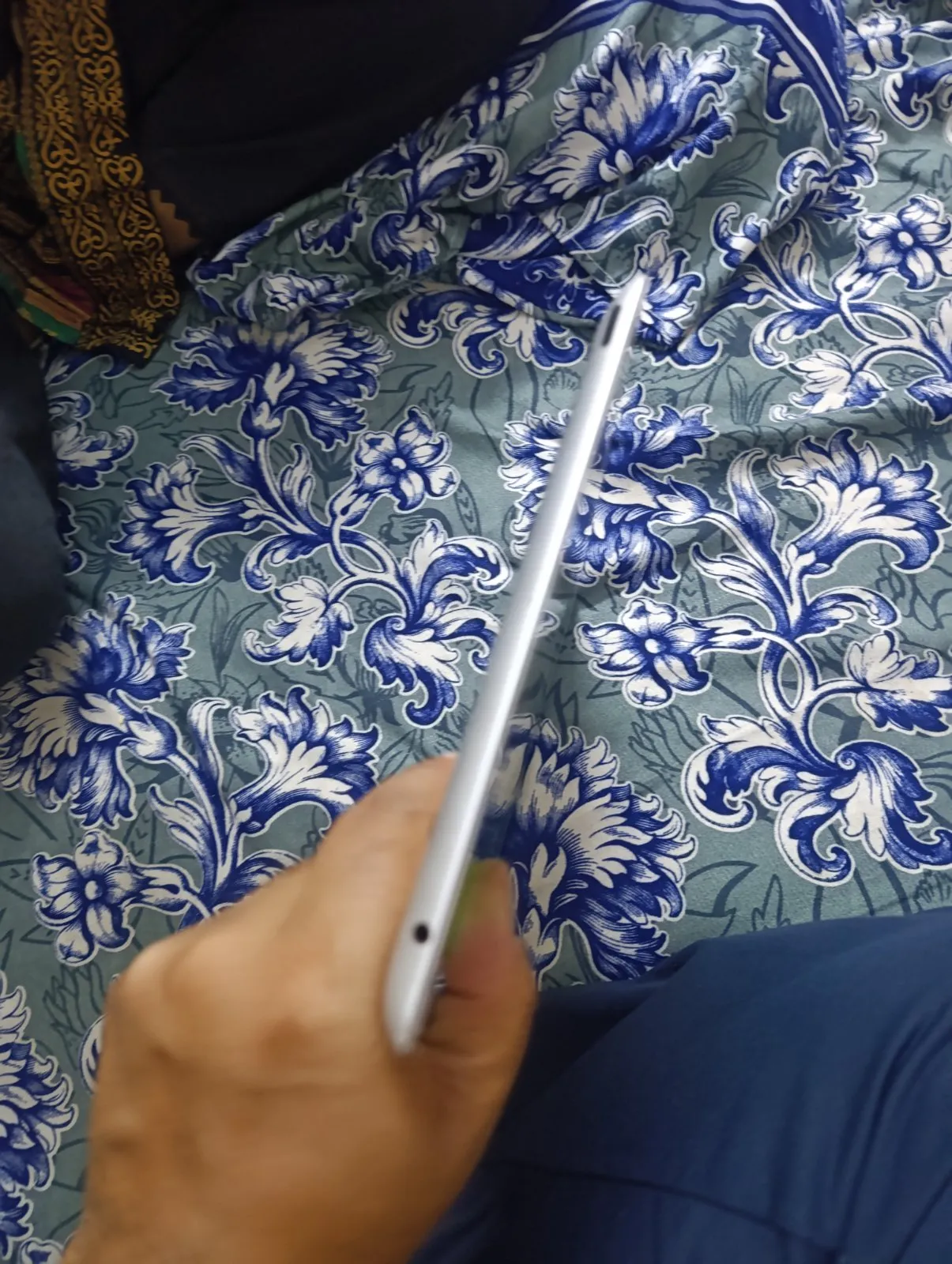 Apple IPad - photo 2