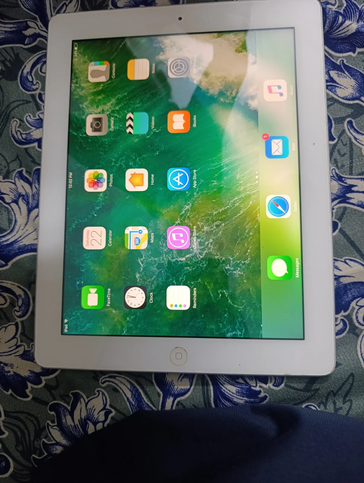 Apple IPad - photo 7