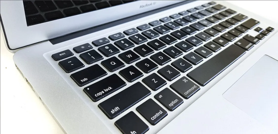 Apple MacBook Air 13-inch (Early 2015) Model Number: A1466 For Sale in Saddar, Karachi - photo 1