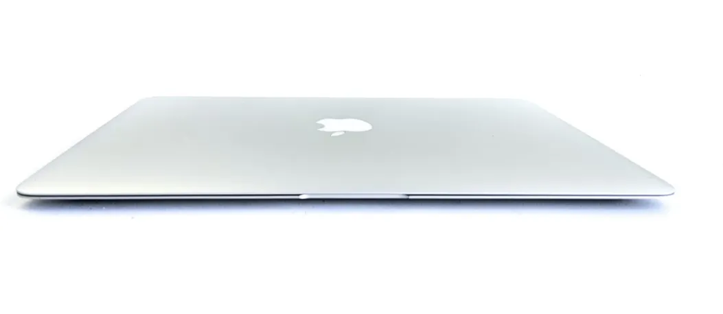 Apple MacBook Air 13-inch (Early 2015) Model Number: A1466 For Sale in Saddar, Karachi - photo 5
