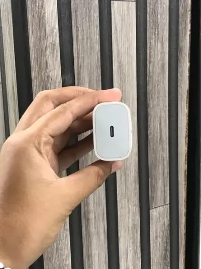Apple Original Box pulled Out Adapter For Sale in Saddar | Karachi Ads - photo 4
