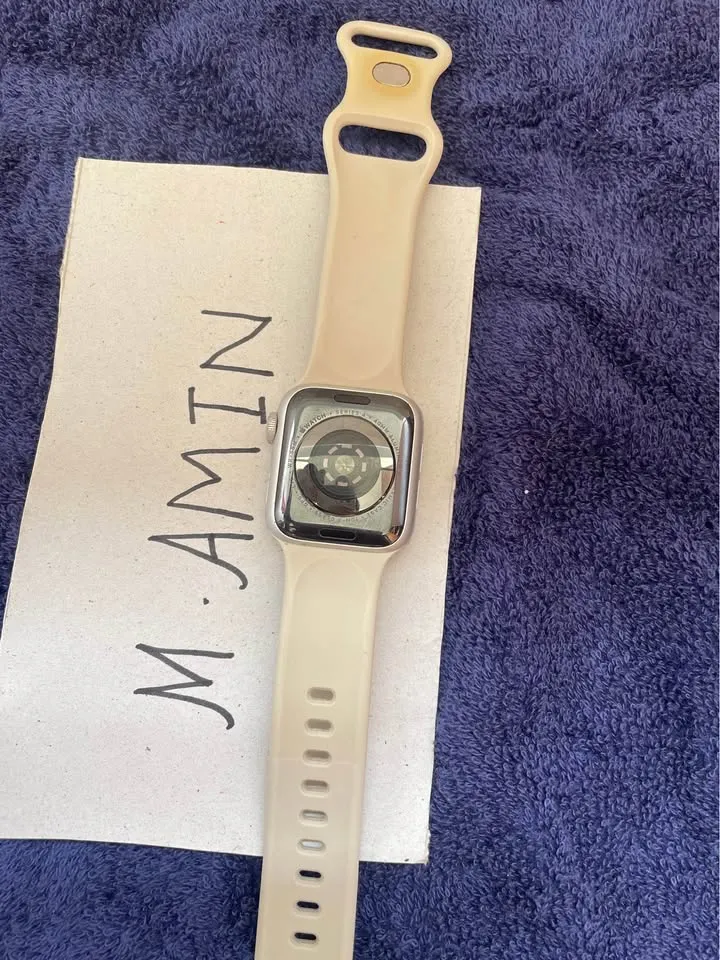 Apple Watch Series 4 40mm For Sale in Gulistan-e-Jauhar | Karachi Ads - photo 3