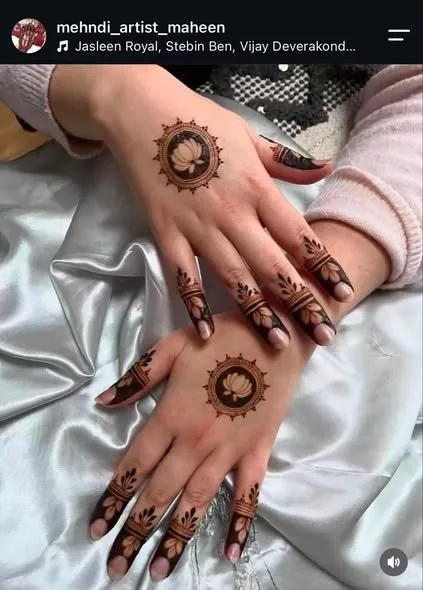 At Maheen Mehndi Artist - photo 1