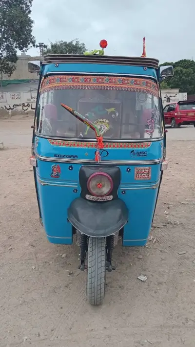 AUTO RICKSHAW 2022 MODEL SAZGAR For Sale in Gulistan-e-Jauhar | Karachi Ads