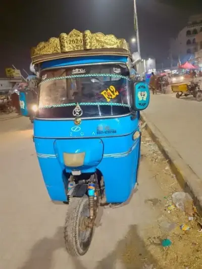 AUTO RICKSHAW SAZGAR 6 SITER DAEWOO 2025 MODEL GENUINE For Sale in Scheme 33 | Karachi Ads