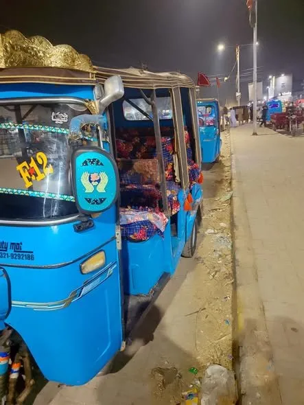 AUTO RICKSHAW SAZGAR 6 SITER DAEWOO 2025 MODEL GENUINE For Sale in Scheme 33 | Karachi Ads - photo 3