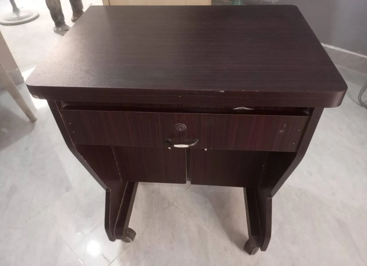 Cabinet, Iron Stand & Computer Table - photo 4