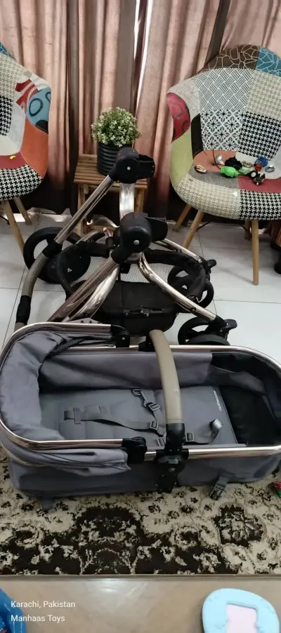 Baby pram🩶 For Sale in Gulistan-e-Jauhar | Karachi Ads - photo 4