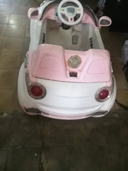 Battery operated kids toy car For Sale in Gulistan-e-Jauhar | Karachi Ads - photo 3