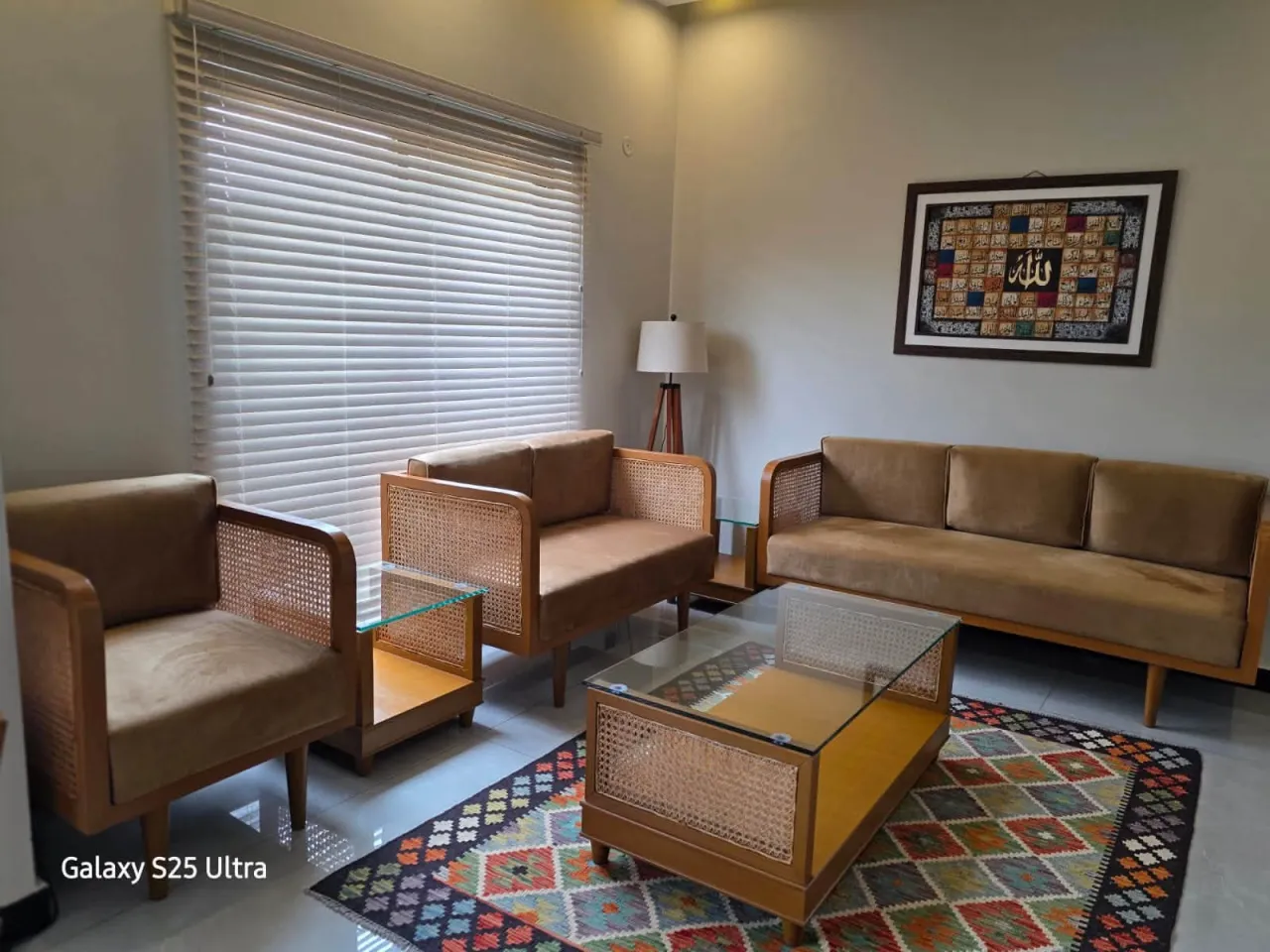 1 sofa cane and solid wood with 1 centre table and 2 side table For Sale in Karachi, Karachi - photo 3