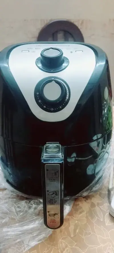 Black & Decker Air Fryer AF 200 for Sale in Gulistan-e-Jauhar, Karachi - photo 2