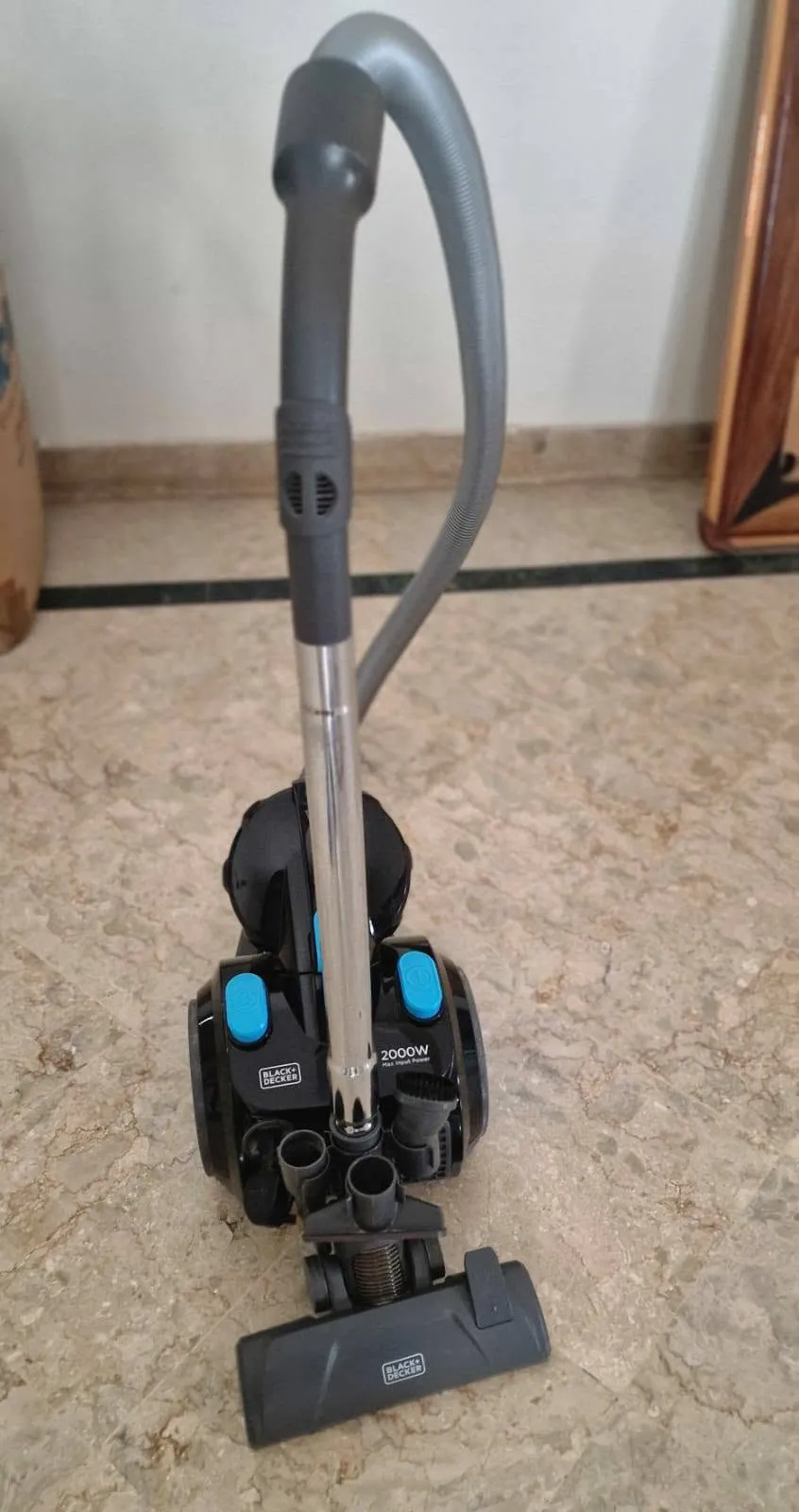 Black+decker bagless vacuum cleaner For Sale in Gulistan-e-Jauhar, Karachi - photo 3